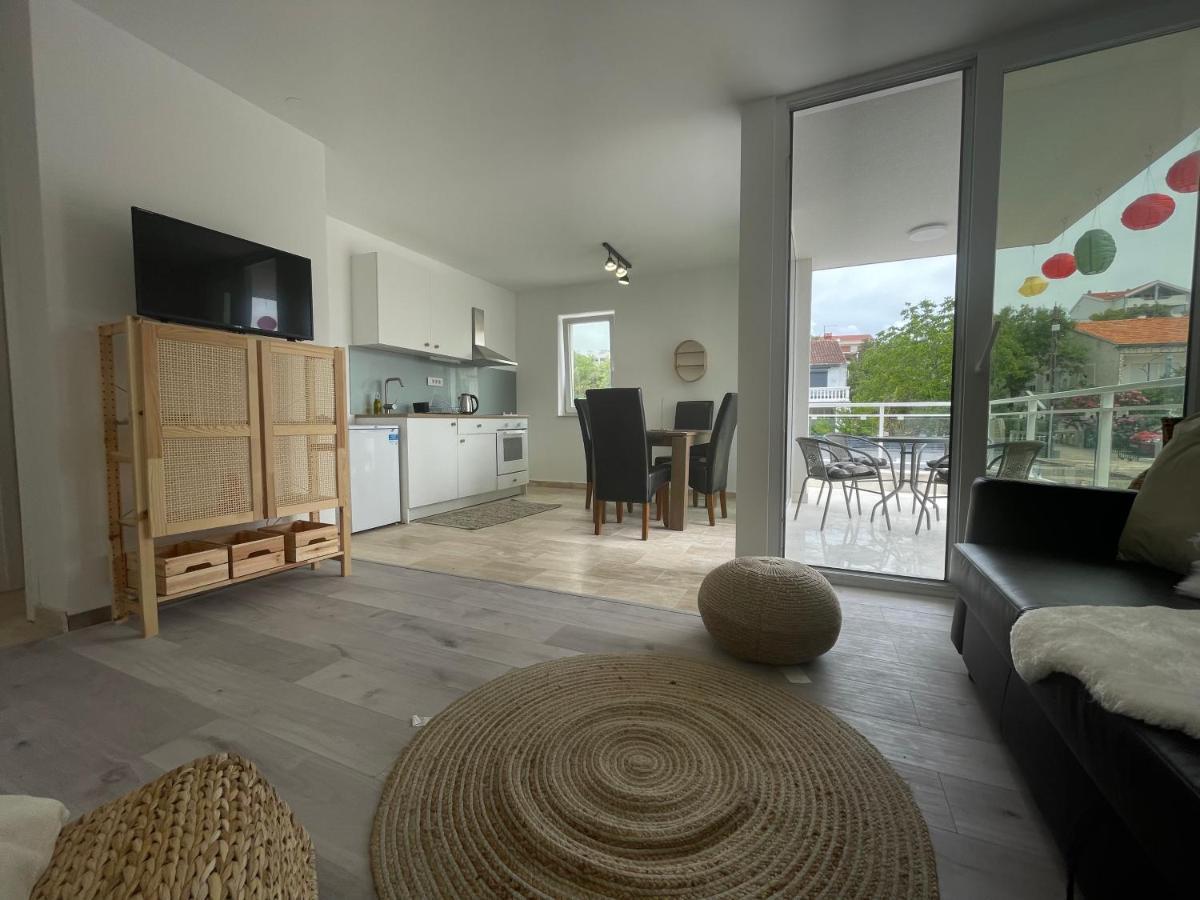 Vila Regina Apartment Paloma With Swimming Pool Jezera Eksteriør billede