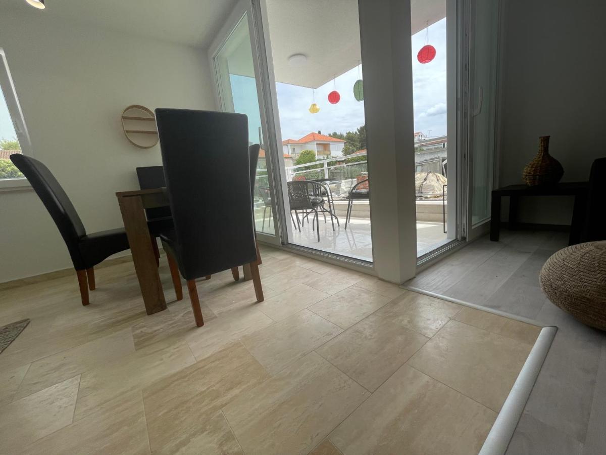 Vila Regina Apartment Paloma With Swimming Pool Jezera Eksteriør billede