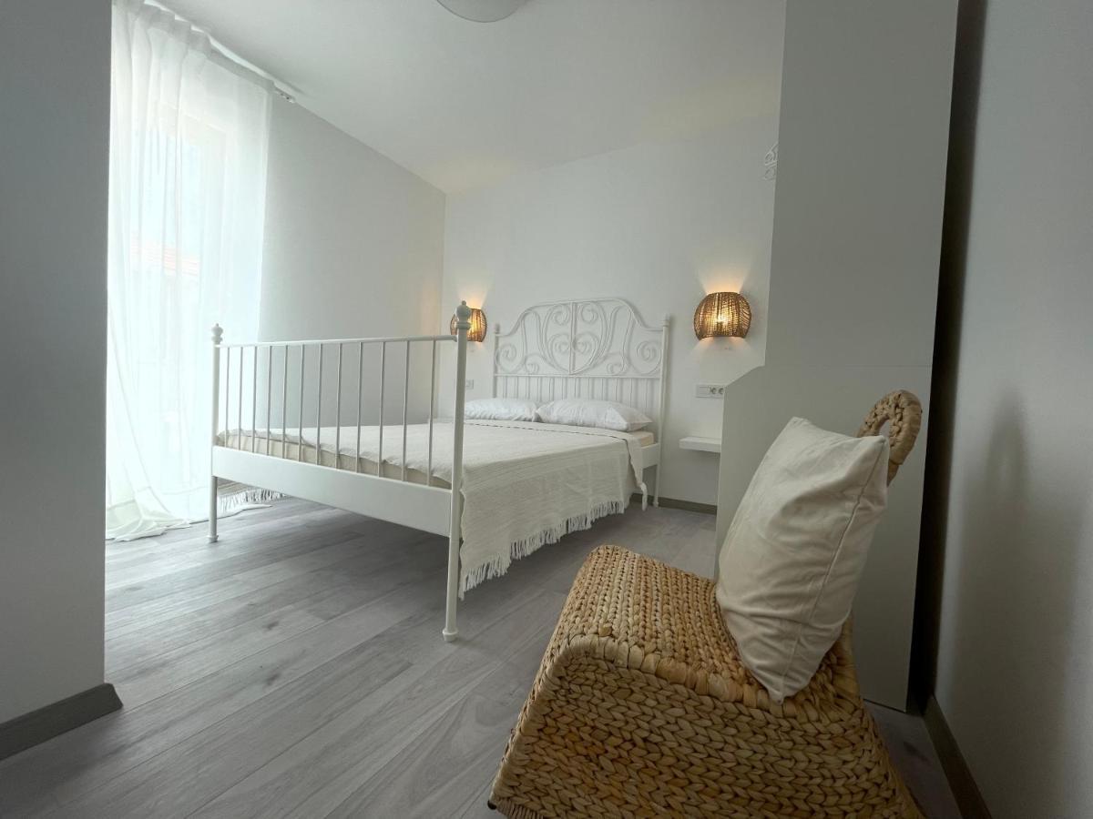 Vila Regina Apartment Paloma With Swimming Pool Jezera Eksteriør billede
