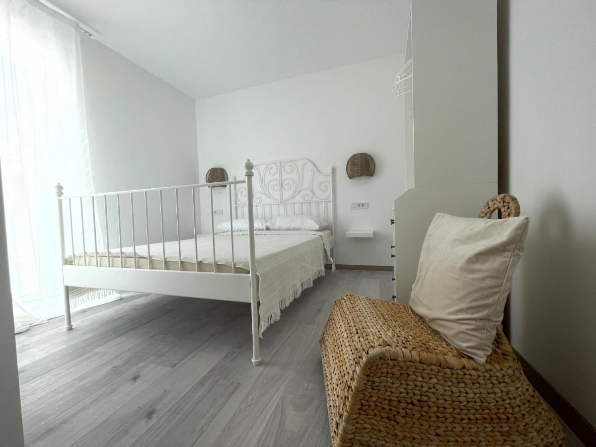 Vila Regina Apartment Paloma With Swimming Pool Jezera Eksteriør billede