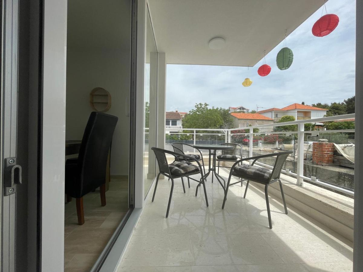 Vila Regina Apartment Paloma With Swimming Pool Jezera Eksteriør billede