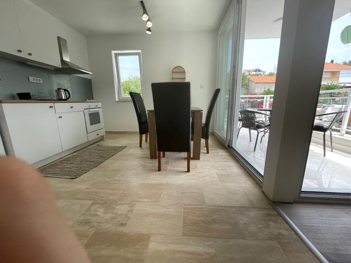 Vila Regina Apartment Paloma With Swimming Pool Jezera Eksteriør billede