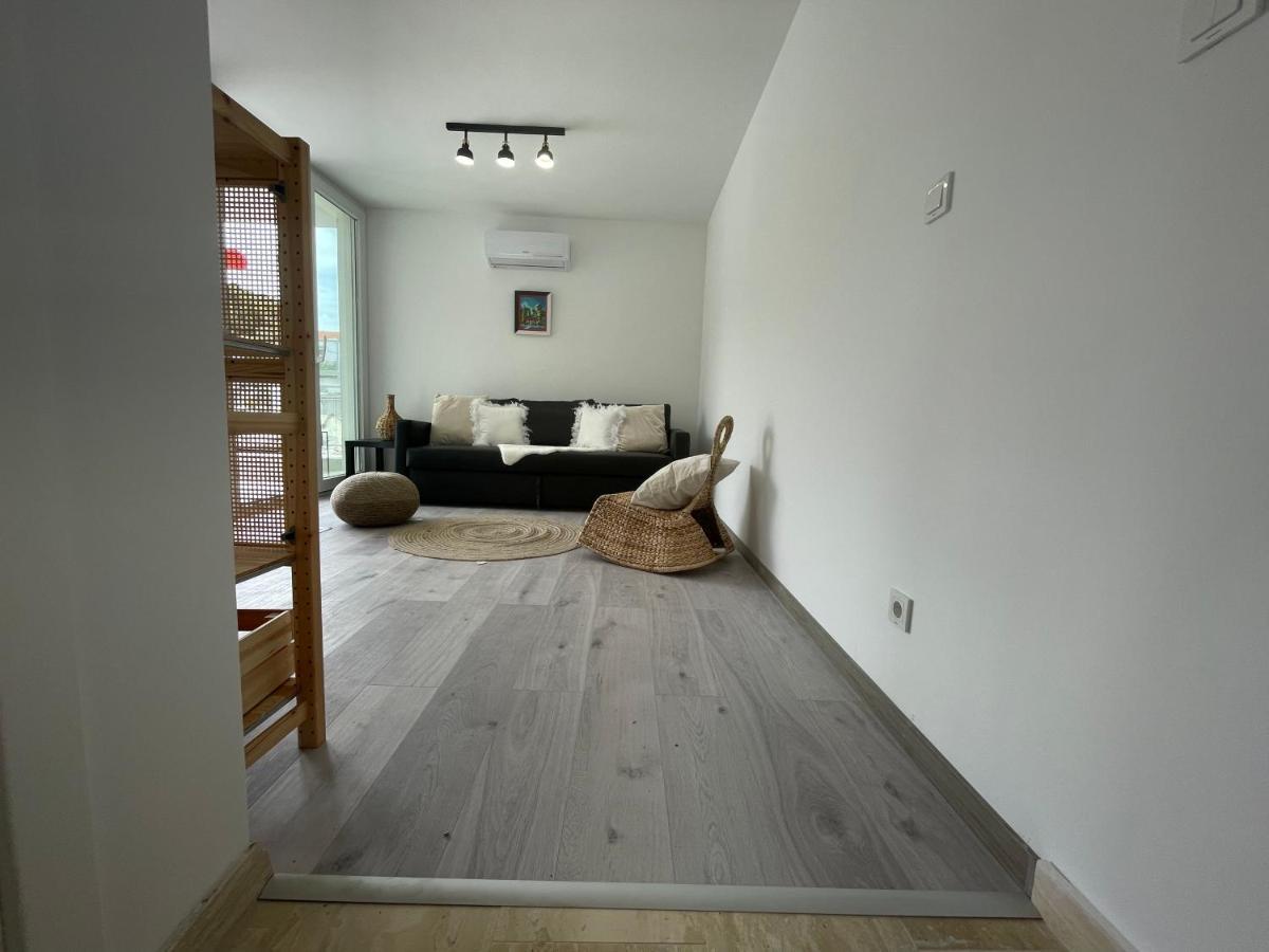 Vila Regina Apartment Paloma With Swimming Pool Jezera Eksteriør billede