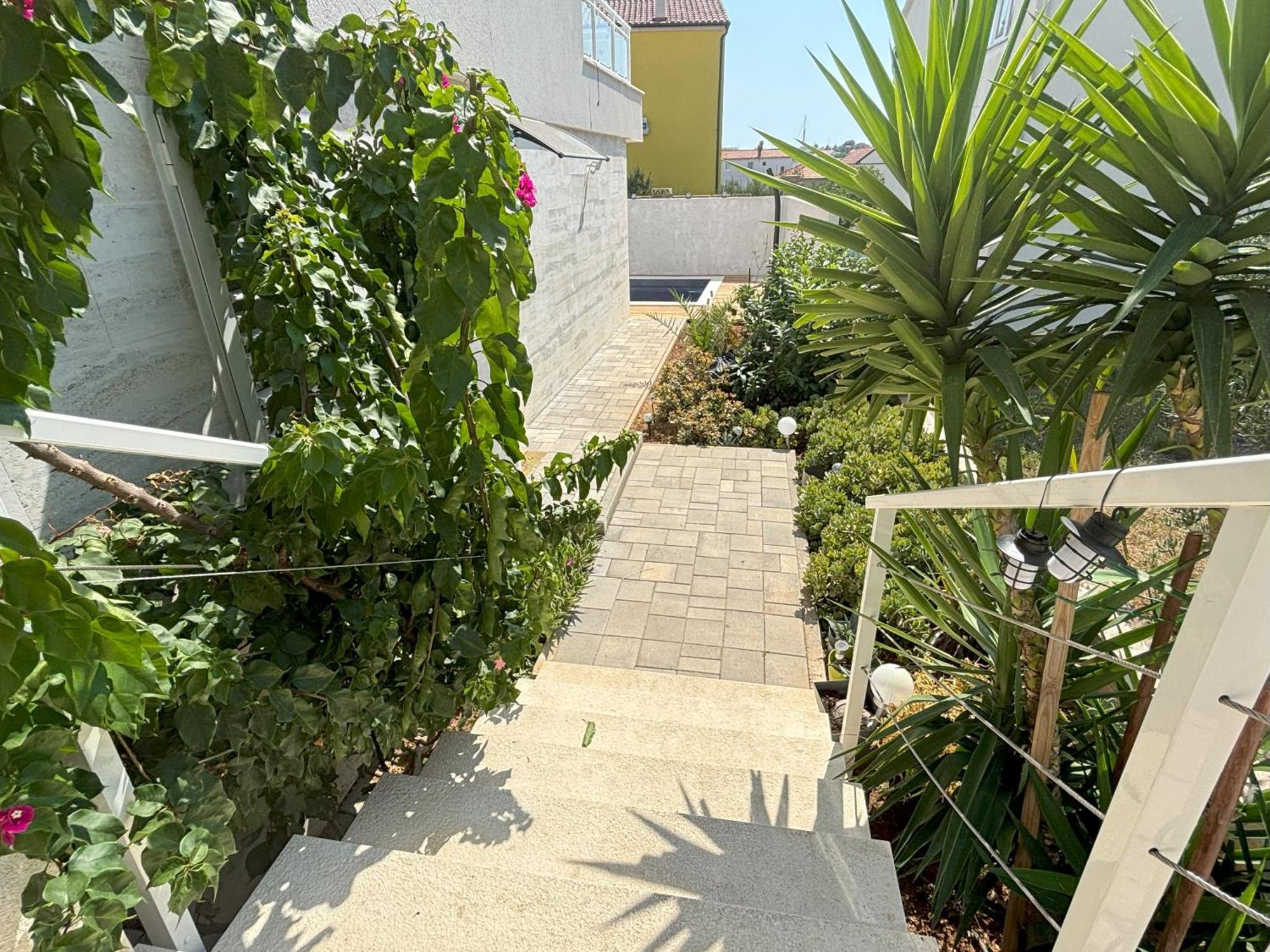 Vila Regina Apartment Paloma With Swimming Pool Jezera Eksteriør billede
