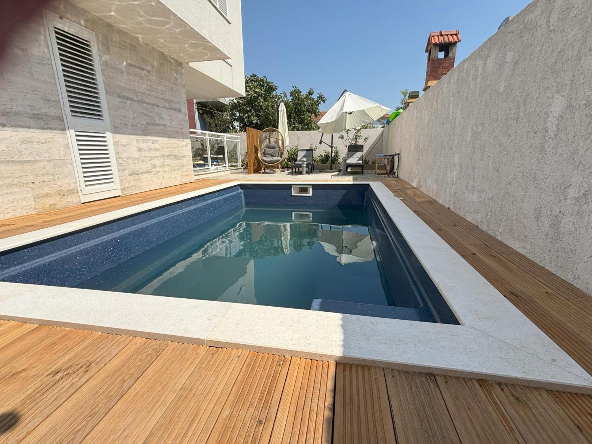 Vila Regina Apartment Paloma With Swimming Pool Jezera Eksteriør billede